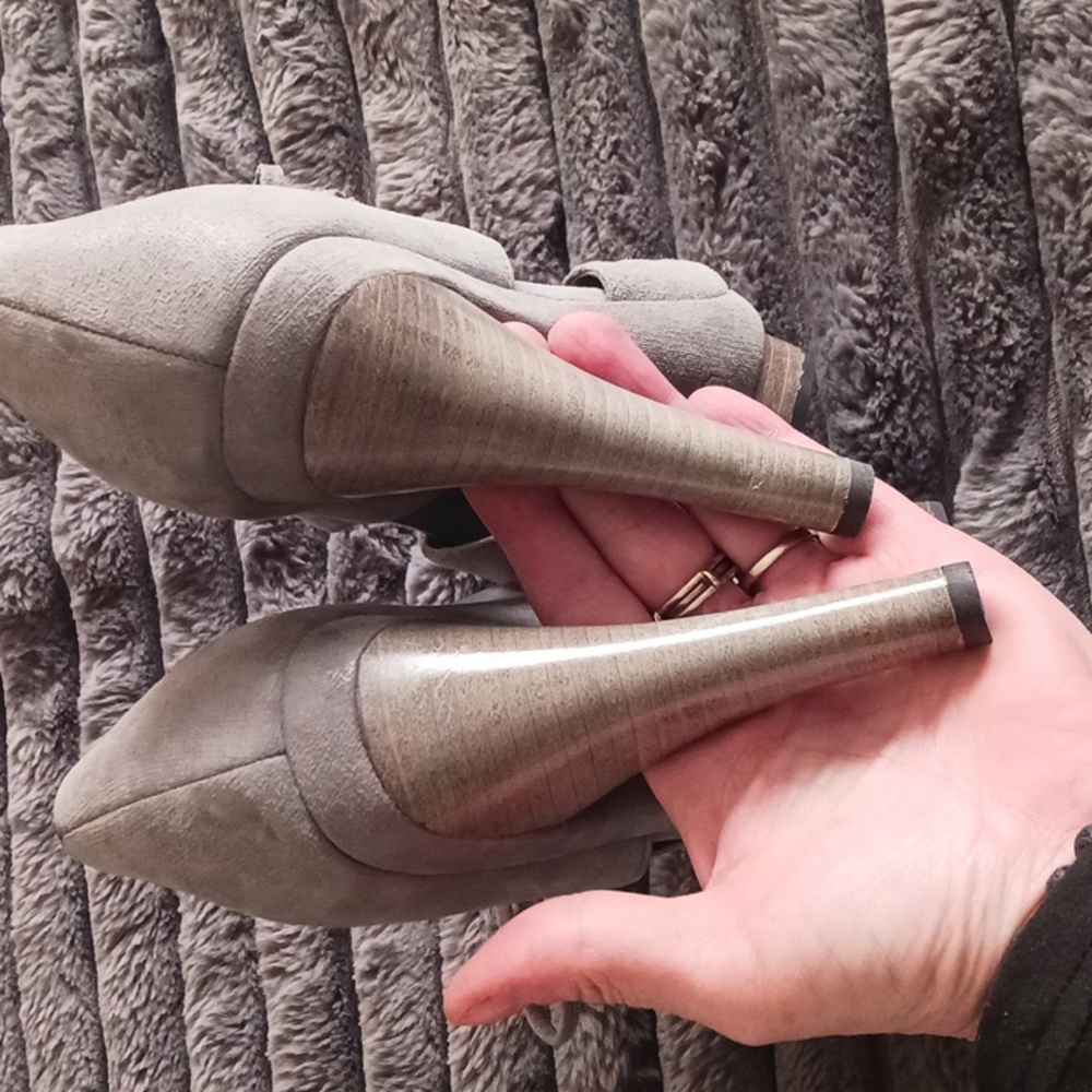 Coach Teagan Chic Gray Suede Lace Up Platform San… - image 7